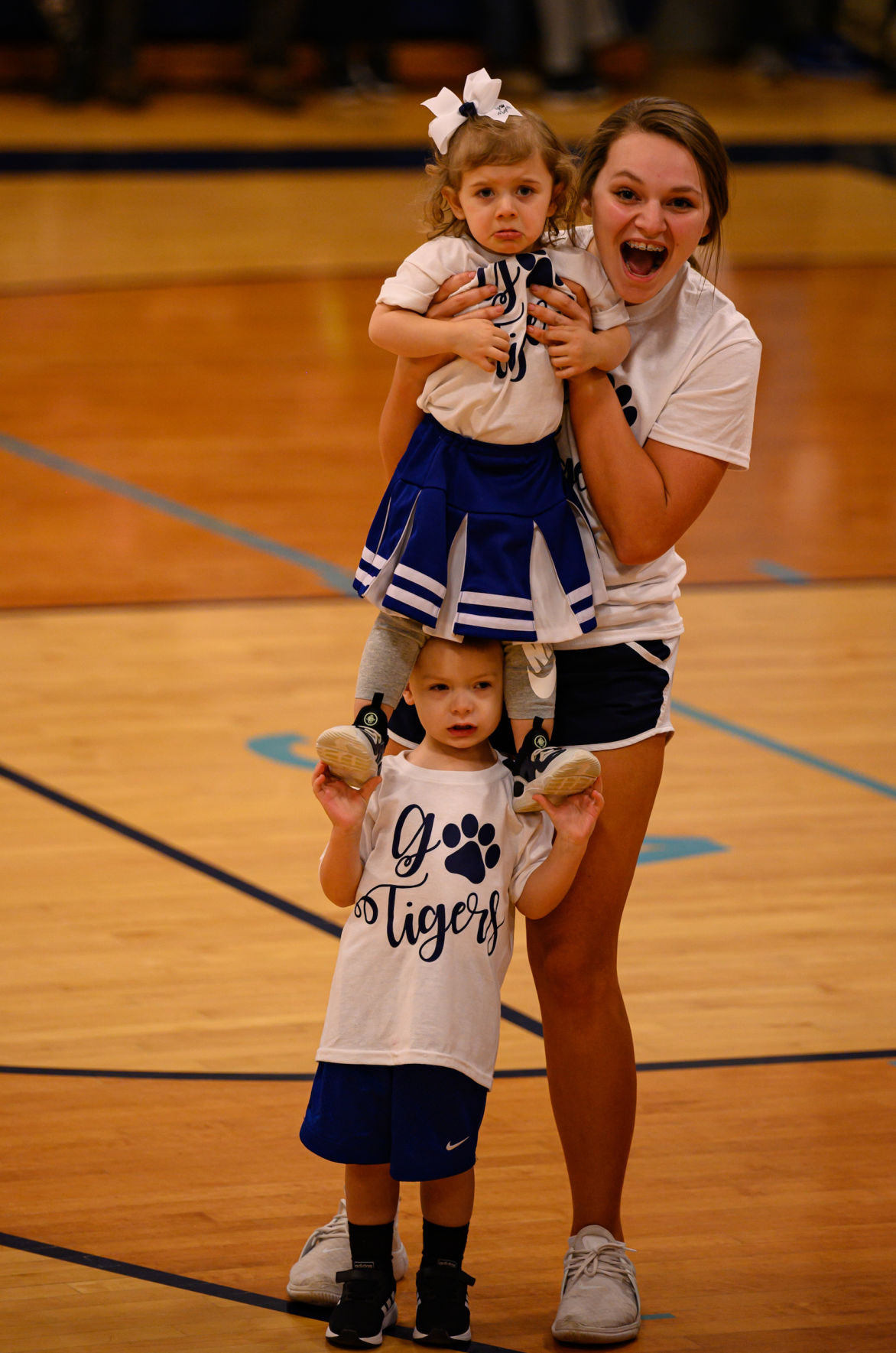 BoysBasketballvsAva(23of154)-Copy-Copy.jpg